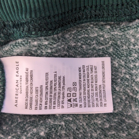 American Eagle green sweater size S/petite - Picture 4 of 4